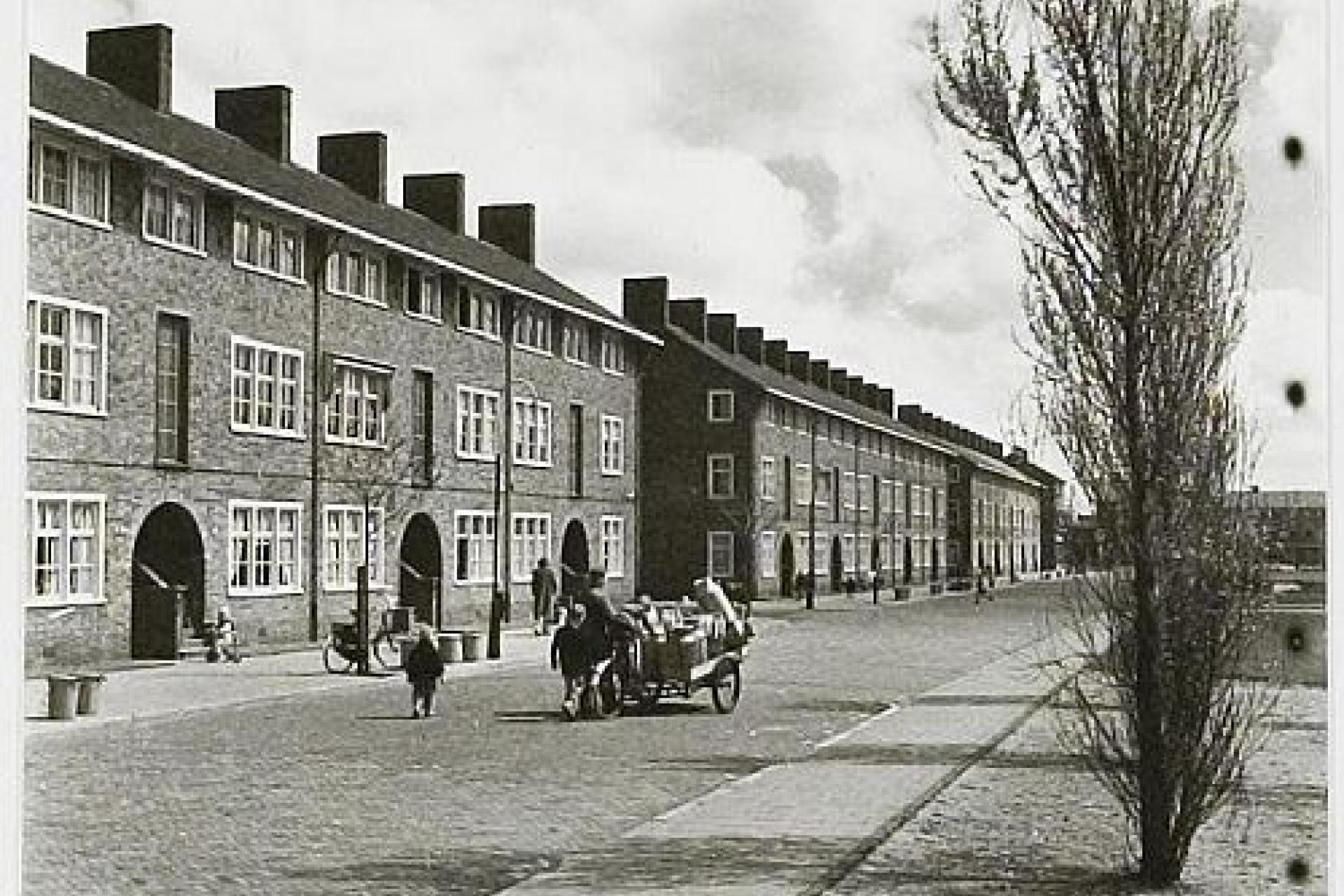 Foto arbeiderswoningen in Velsen-Noord