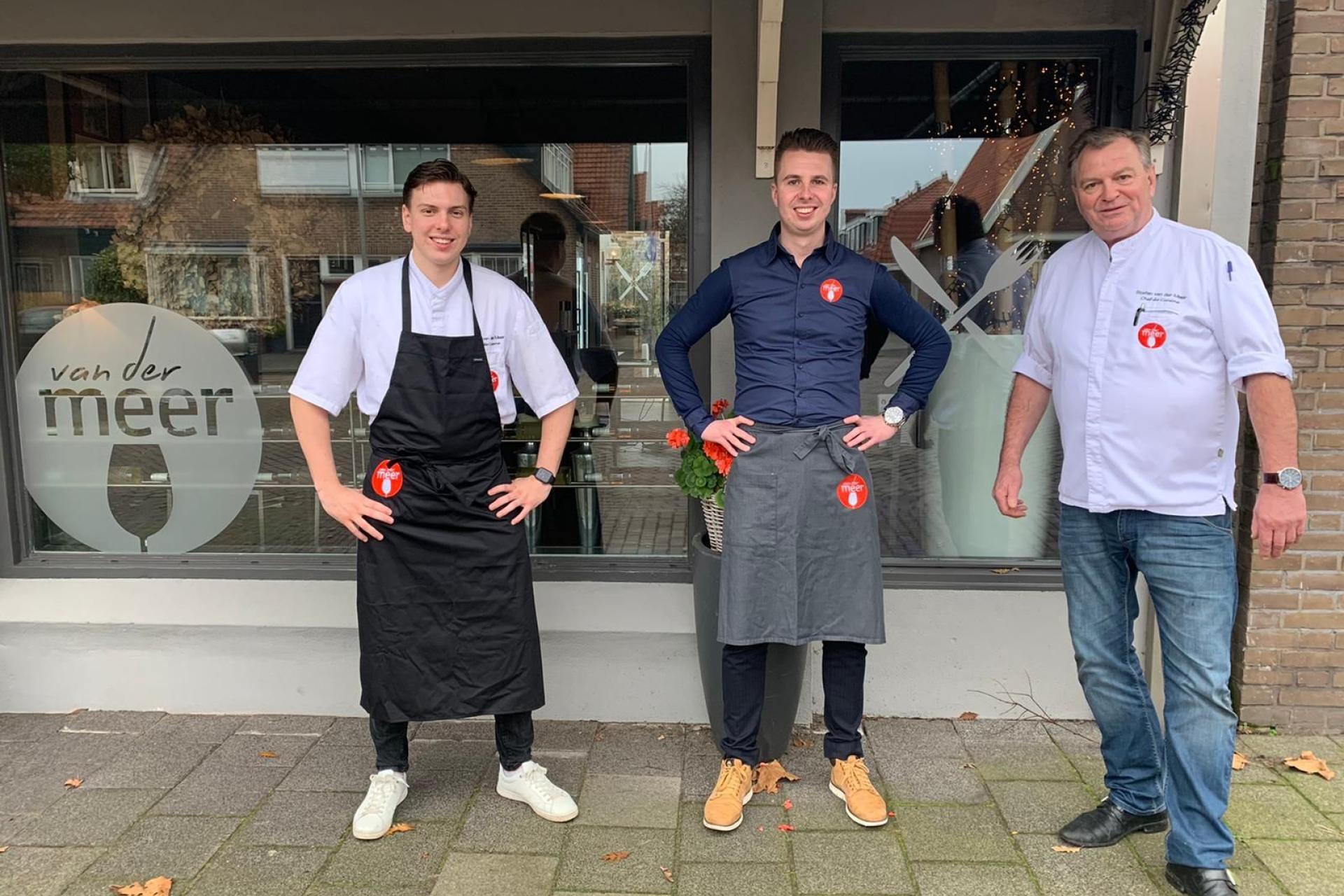 v.l.n.r. Brian Huijer (sous-chef), Evert-Jan Van der Meer (gastheer), Stefan Van der Meer (chef-cuisinier)
